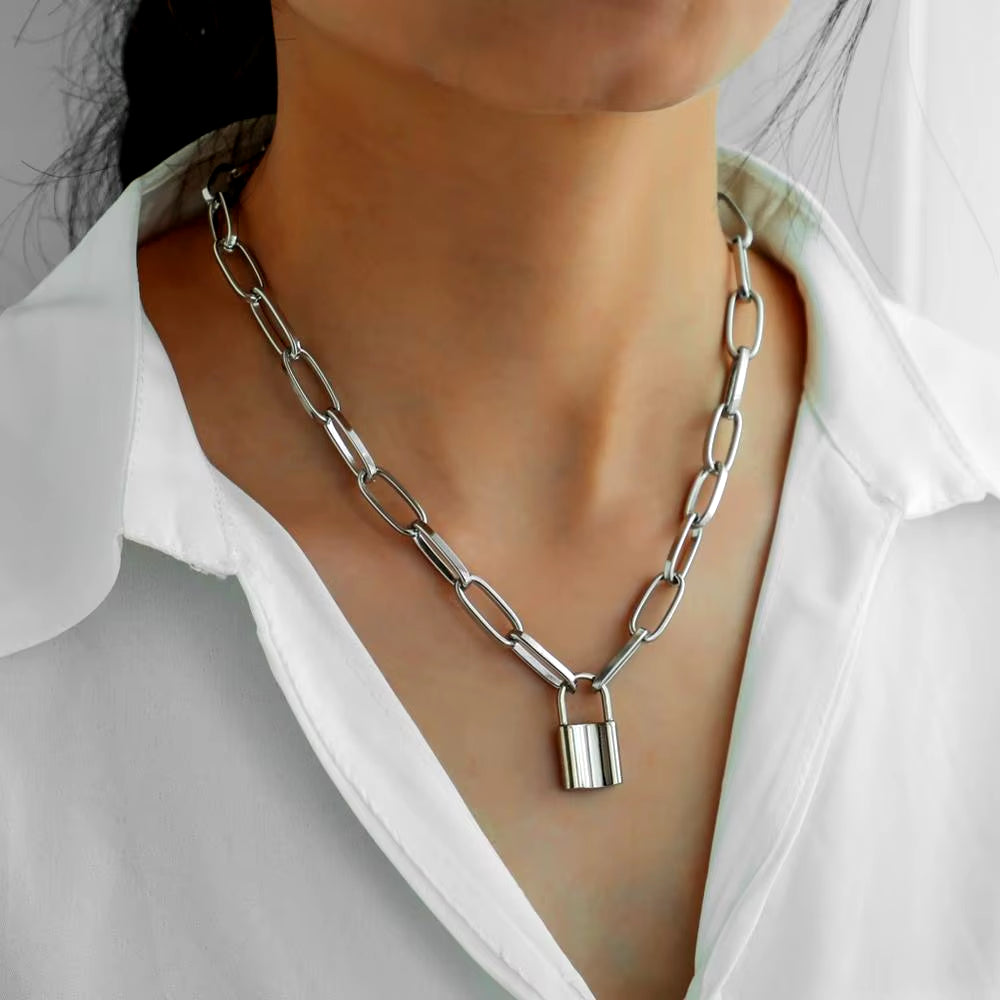 Rock Choker Lock Necklace Layered Chain on the Neck with Lock Mujer Key Padlock Pendant Necklace for Women Gift Punk Jewelry