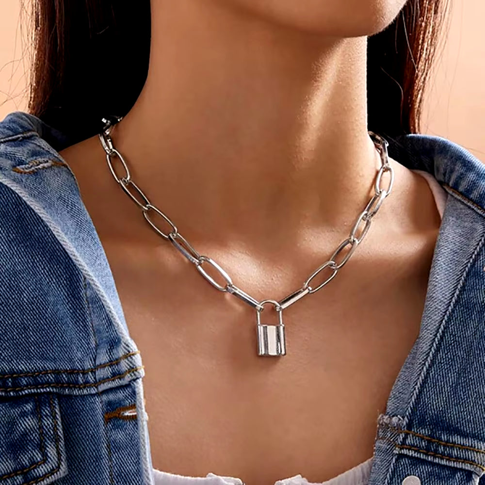 Rock Choker Lock Necklace Layered Chain on the Neck with Lock Mujer Key Padlock Pendant Necklace for Women Gift Punk Jewelry