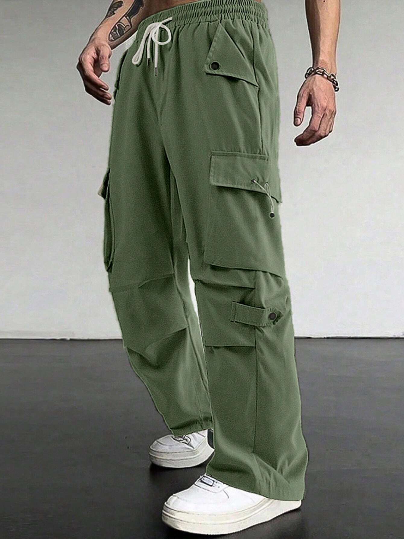 Manfinity EMRG Men'S Flap Pocket Drawstring Waist Cargo Pants Baggy Long Plain Going Out