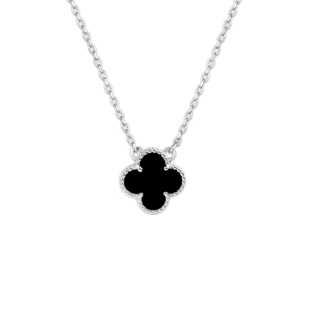 VISCOSSE Four-Leaf Clover Pendant